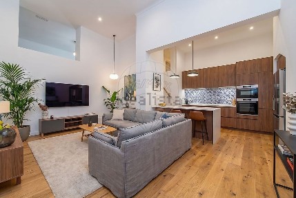 Apartamento T2 à venda na Rua Cidade de Cardiff