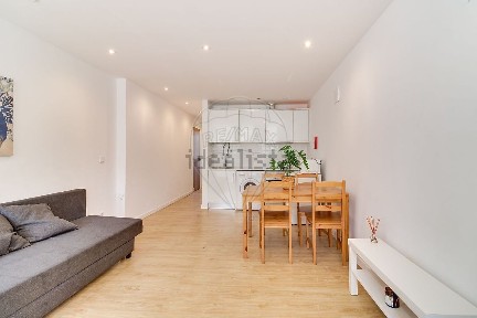 Apartamento T2 à venda no Bairro da Serafina