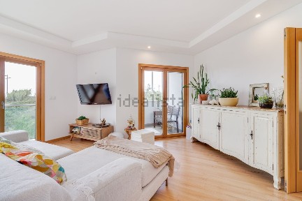 Apartamento T2 à venda em Ramada e Caneças
