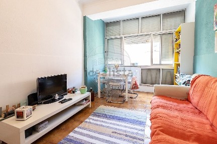 Apartamento T2 à venda na Rua José Luís de Morais