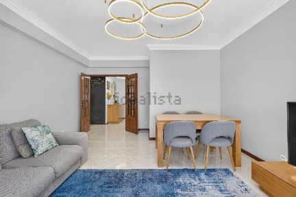 Apartamento T2 à venda na Praceta Pêro Escobar