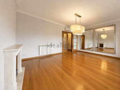Apartamento T2 à venda no Monte Estoril