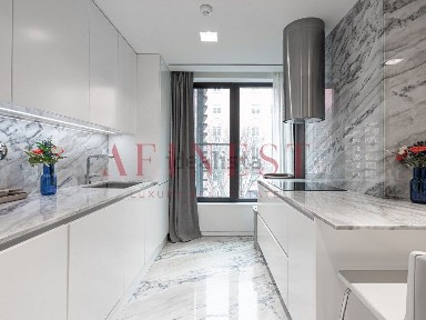 Apartamento T1 à venda na Avenida António Augusto de Aguiar