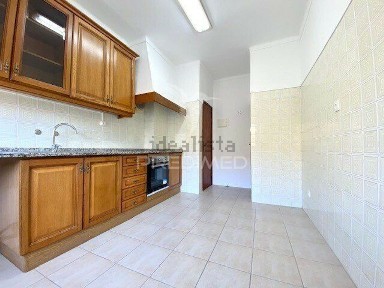 Apartamento T2 à venda em Santa Iria de Azoia - São João da Talha - Bobadela
