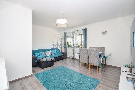 Apartamento T3 à venda na Rua Baden-Powell