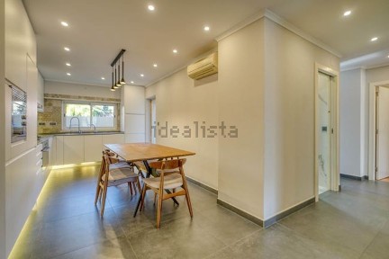 Apartamento T3 à venda na Rua Doutor José Joaquim de Almeida, 420 D