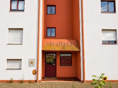 Apartamento T2 à venda na Rua Armando Cortez s/n