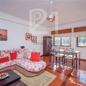 Apartamento T2 à venda na Agualva