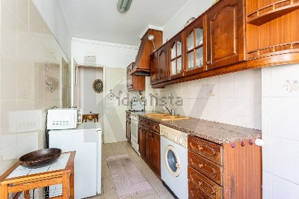 Apartamento T3 à venda na Rua Vítor Cordon
