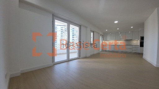Apartamento T3 à venda no Centro
