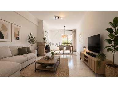 Apartamento T2 à venda na Rua de Angola