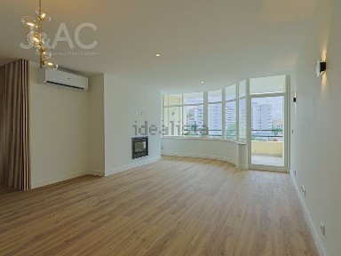Apartamento T2 à venda na Rua João Infante