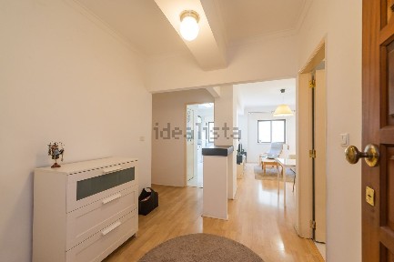 Apartamento T2 à venda na Rua Manuel Teixeira Gomes