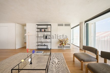 Apartamento T3 à venda na Rua Afonso Annes Penedo