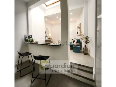 Apartamento T3 à venda na Rua República da Bolívia