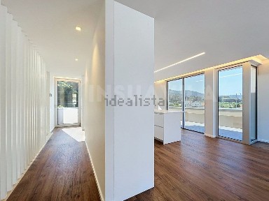 Apartamento T3 à venda na Rua do Pombal