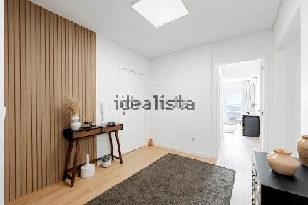 Apartamento T4 à venda na Rua Mouzinho de Albuquerque s/n