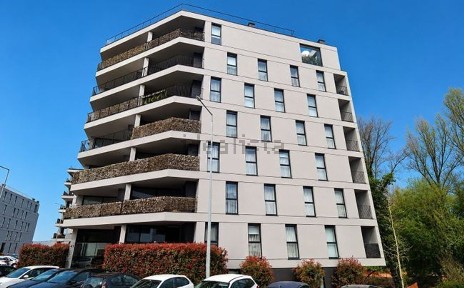 Apartamento T3 à venda na Rua Professor Doutor João Carvalho