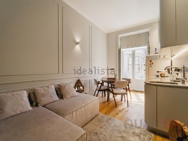 Apartamento T1 à venda na Rua de São Vicente