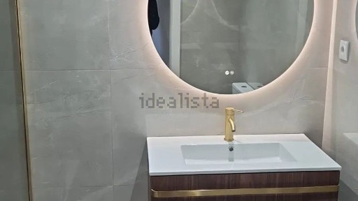 Apartamento T2 à venda na Rua de Lagoas