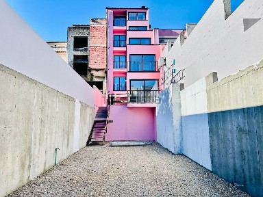 Apartamento T3 à venda na Rua de Santa Margarida