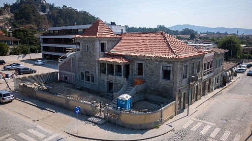 Amares e Figueiredo, Largo Dom Gualdim Pais