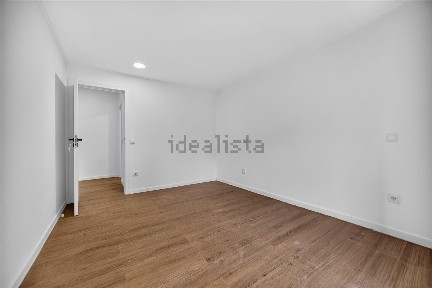 Apartamento T2 à venda na Avenida São Gonçalo, 1228