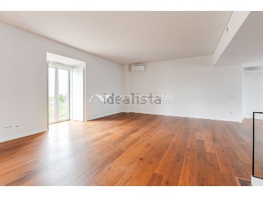 Apartamento T4 à venda no Centro Histórico