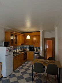 Apartamento T1 à venda na Avenida Marquês de Pombal