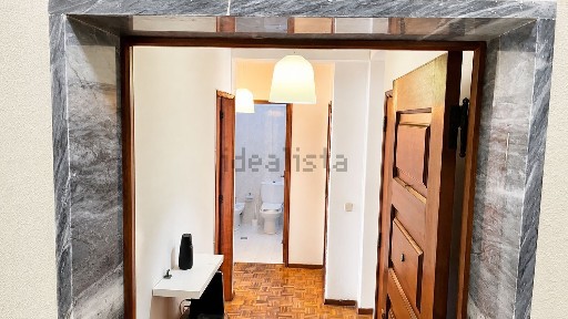 Apartamento T2 à venda na Rua 15 de Agosto