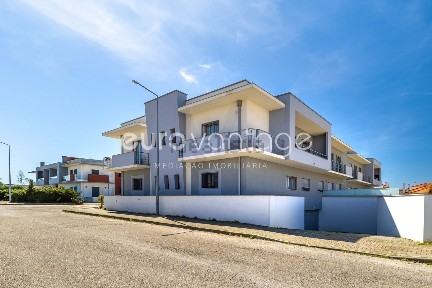 Marinha Grande, Picassinos - Comeira, Rua Sociedade Recreativa 1 Maio