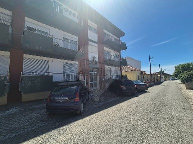 Apartamento T3 à venda na Rua da Guiné
