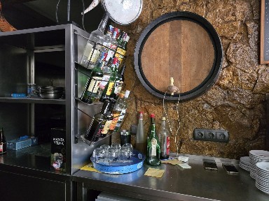 Restaurante, take away para trespasse na Rua Guilherme Gomes Fernandes