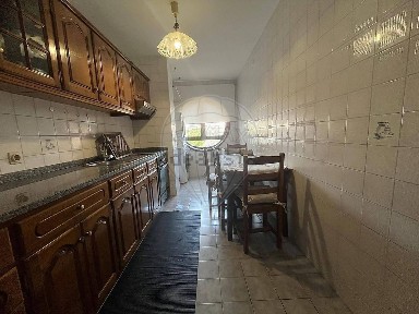 Arrendamento de apartamento T2 na Rua 35