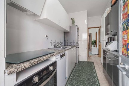 Apartamento T3 à venda na Rua Central da Giesta