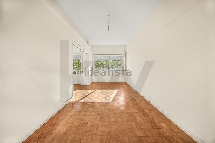 Apartamento T2 à venda na Rua Leote do Rego s/n