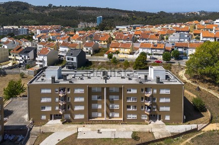 Apartamento T2 à venda na Rua Central, 880