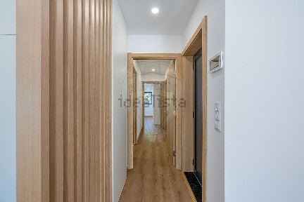 Apartamento T2 à venda na Rua Manuel Carqueja