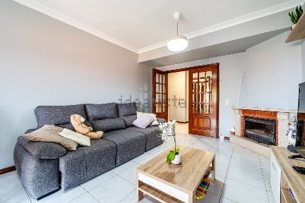 Valadares, Crastro - Vila Chã, Rua José Monteiro de Castro Portugal, 2261