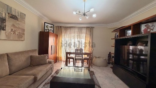 Apartamento T2 à venda na Rua Mestras