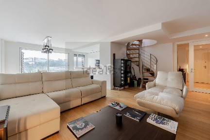 Penthouse à venda na Rua de Dom Pedro V, 223