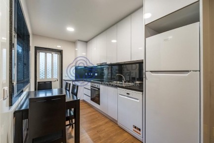 Apartamento T2 à venda na Rua do Oural, 312