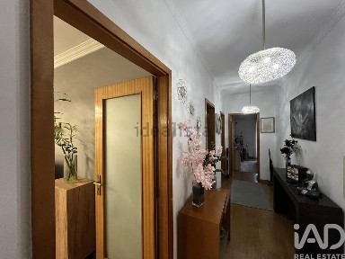 Apartamento T2 à venda em Gandra