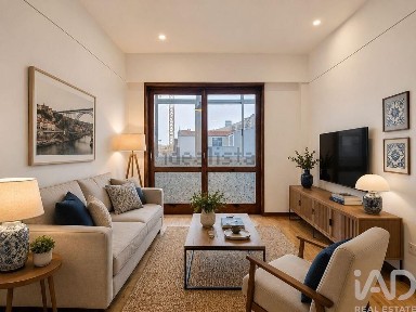 Apartamento T1 à venda em Praça da República
