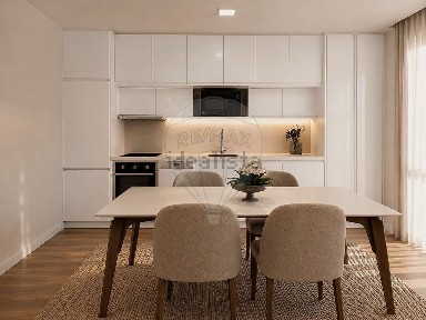 Apartamento T3 à venda na Rua Tapadinha