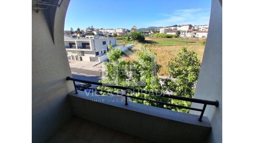 Apartamento T3 à venda na Carreira - Cidade Jovem - Venda Nova