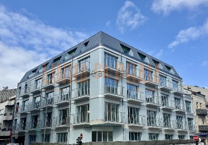 Apartamento T0 à venda na Rua de Santos Pousada, 519