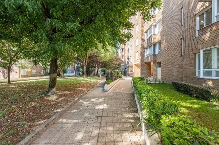 Apartamento T3 à venda na Rua Doutor Cruz Malpique, 45