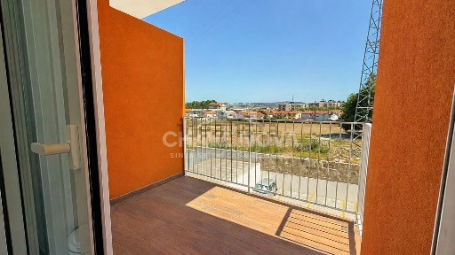 Apartamento T0 à venda na Rua Dom Afonso Henriques s/n