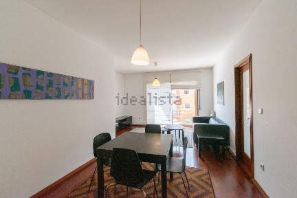 Apartamento T2 à venda na Rua Académico Futebol Club